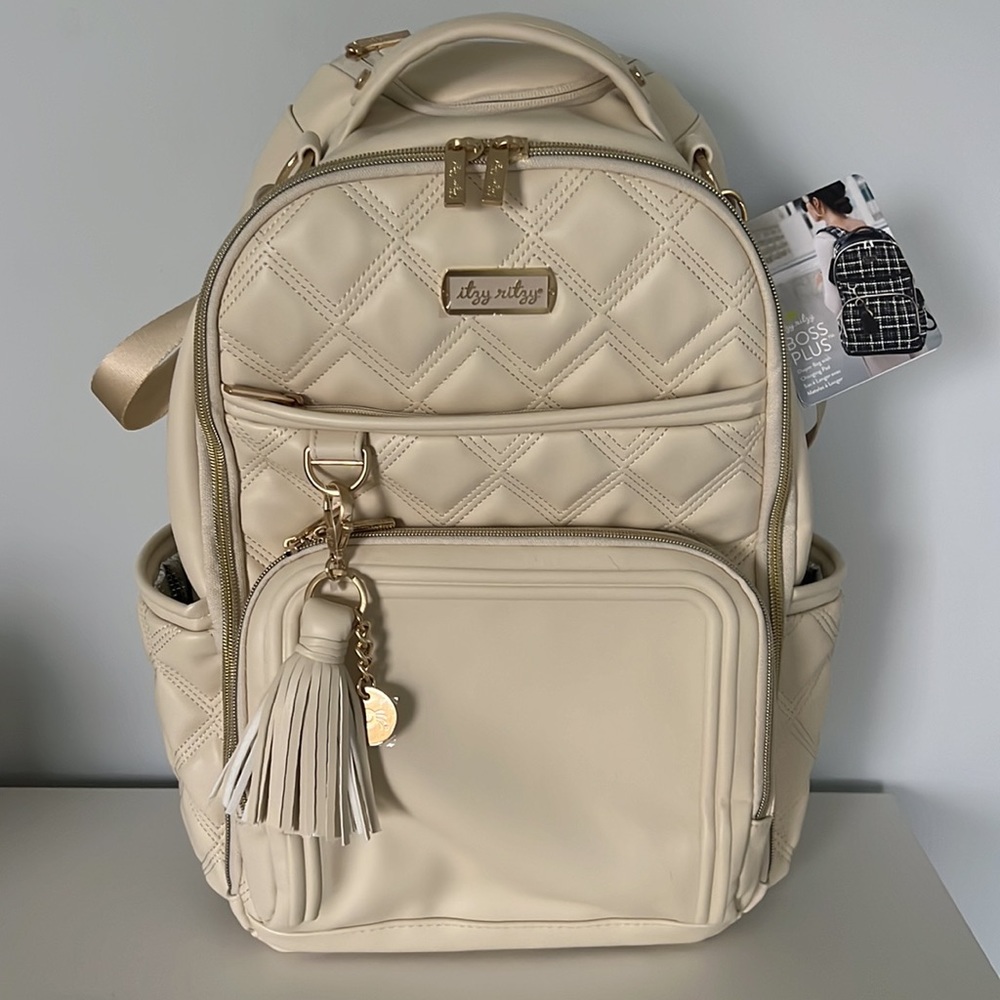 Itzy ritzy diaper bag in the color Milk & Honey! NWT
